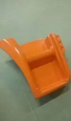 Щиток подножки правый КАМАЗ-6520 (оранжевый) ОАО РИАТ