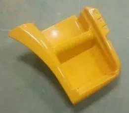 Щиток подножки правый КАМАЗ-6520 (желтый)